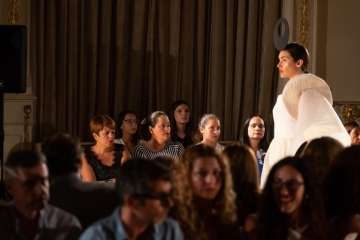 Roga abre la pasarela Colección Bridal con 22 diseños (Foto TA)